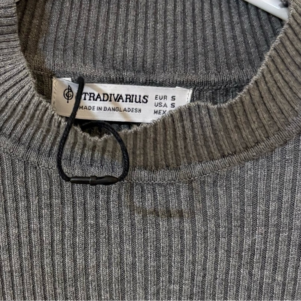 Stradivarius Charcoal Ribbed Long Sleeve Top - Picture 2 of 10
